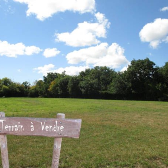 Groupe ESR PROM-S : Terrain | AUBERIVES-SUR-VAREZE (38550) | m2 | 91 000 € Groupe ESR PROM-S : Terrain | AUBERIVES-SUR-VAREZE (38550) | m2 | 91 000 €